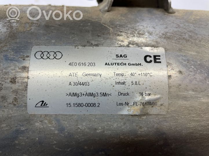 Audi A8 S8 D3 4E Accumulateur de pression de réservoir suspension pneumatique 4E0616203