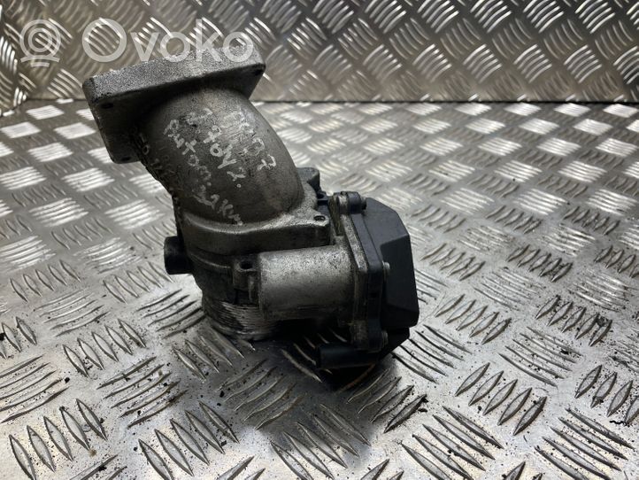 Audi A4 S4 B7 8E 8H Zawór przepustnicy 8E0145997A