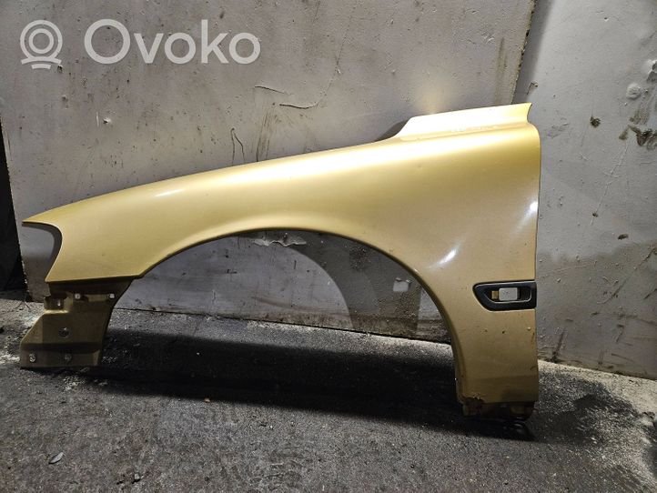 Volvo S60 Błotnik przedni 