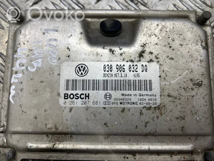 Volkswagen Lupo Sterownik / Moduł ECU 030906032DQ