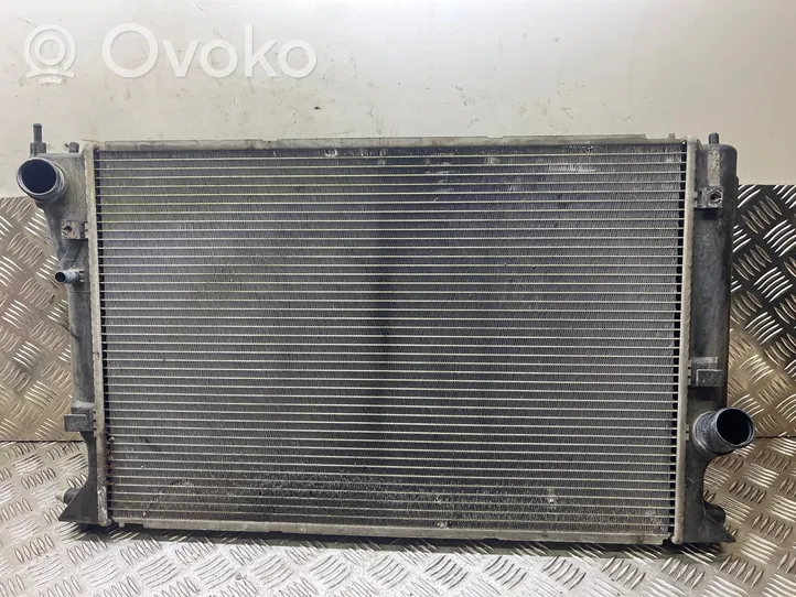 Toyota Corolla Verso E121 Coolant radiator 