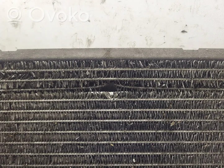 Toyota Corolla E120 E130 Dzesēšanas šķidruma radiators MN422133