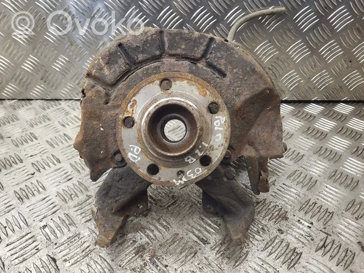 Volkswagen Polo Front wheel hub 