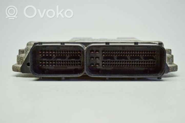 Volkswagen PASSAT B7 Sterownik / Moduł ECU 03L907309N