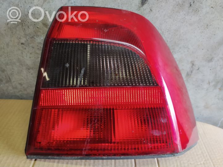 Opel Vectra B Lampa tylna 62145