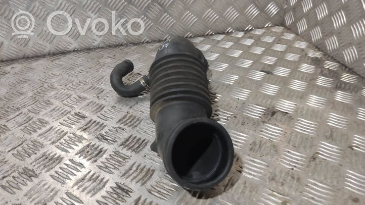 Volvo S70  V70  V70 XC Tube d'admission de tuyau de refroidisseur intermédiaire 9183897