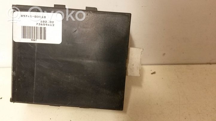 Toyota Yaris Komputer / Sterownik ECU i komplet kluczy 896610D012