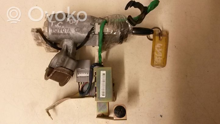 Toyota Corolla E110 Kit centralina motore ECU e serratura 8966612020