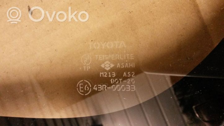 Toyota Corolla Verso E121 Etukolmioikkuna/-lasi 