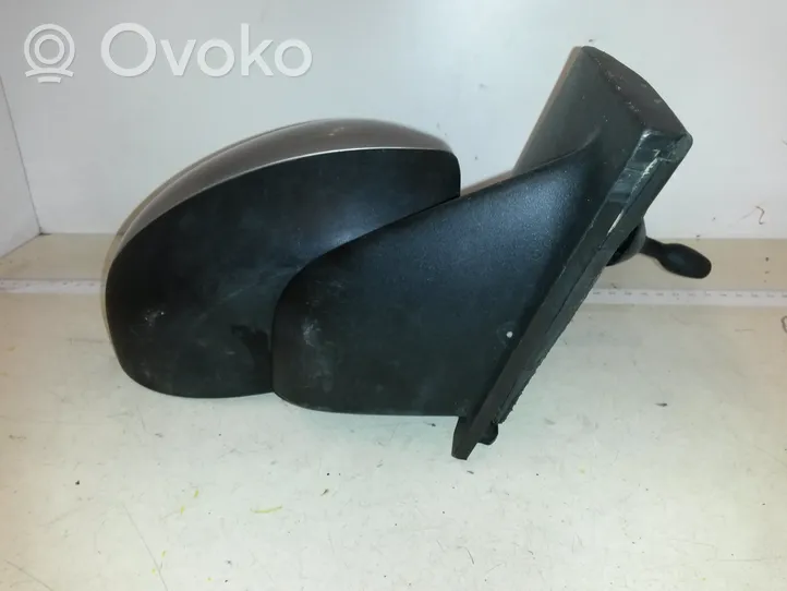 Toyota Aygo AB10 Manualne lusterko boczne drzwi przednich 879100H011