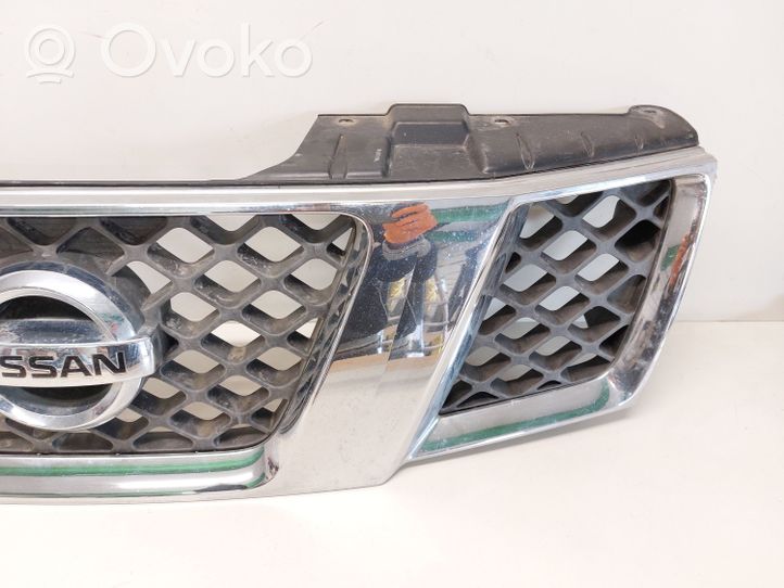 Nissan Pathfinder R51 Maskownica / Grill / Atrapa górna chłodnicy 