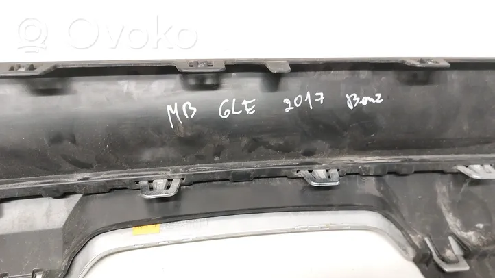 Mercedes-Benz GLE (W166 - C292) Moldura inferior del parachoques trasero A1668851138