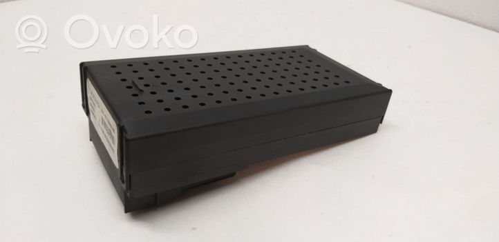 Volvo V70 Module de fusibles 08679899