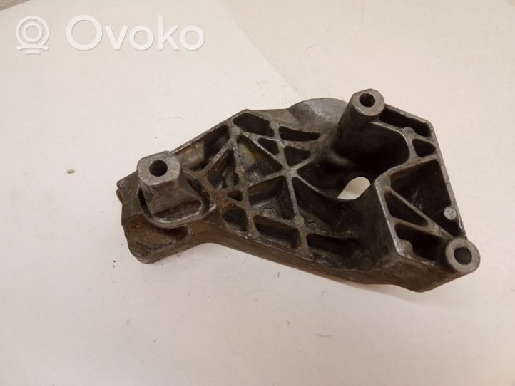 Seat Alhambra (Mk1) Supporto di montaggio del motore (usato) 038199207AG