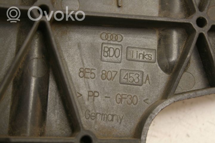 Audi A4 S4 B7 8E 8H Uchwyt / Mocowanie zderzaka tylnego 8E5807453A