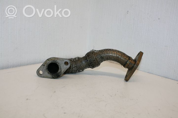 Volkswagen PASSAT B5 Tuyau de raccordement solide EGR 028131521P