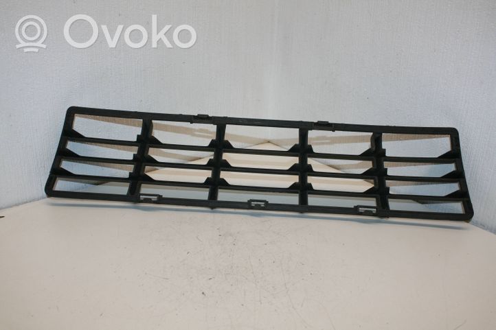 Volvo V50 Front bumper lower grill 30657006