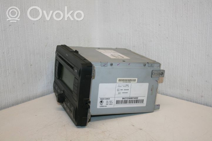Skoda Fabia Mk2 (5J) Unità principale autoradio/CD/DVD/GPS 5J0035161