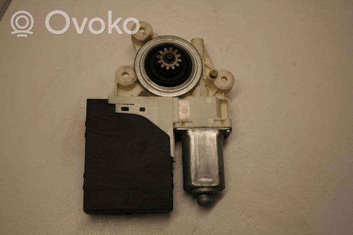 Volvo V50 Front door window regulator motor 30737675