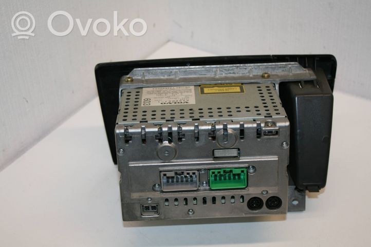 Volvo V70 Panel / Radioodtwarzacz CD/DVD/GPS 9452057