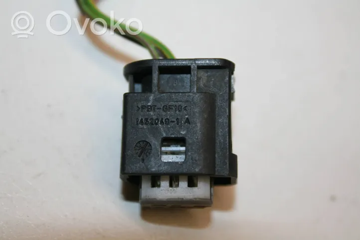 BMW 3 E90 E91 Air conditioning (A/C) pressure sensor 14520491A