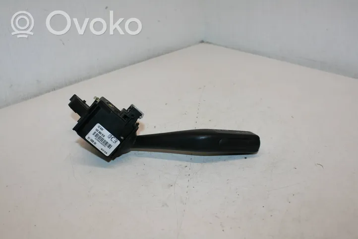 Skoda Octavia Mk2 (1Z) Commodo de clignotant 1K0953513