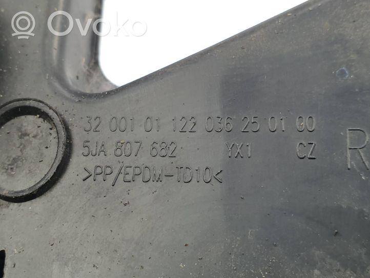 Skoda Rapid (NH) Grille inférieure de pare-chocs avant 5JA807682