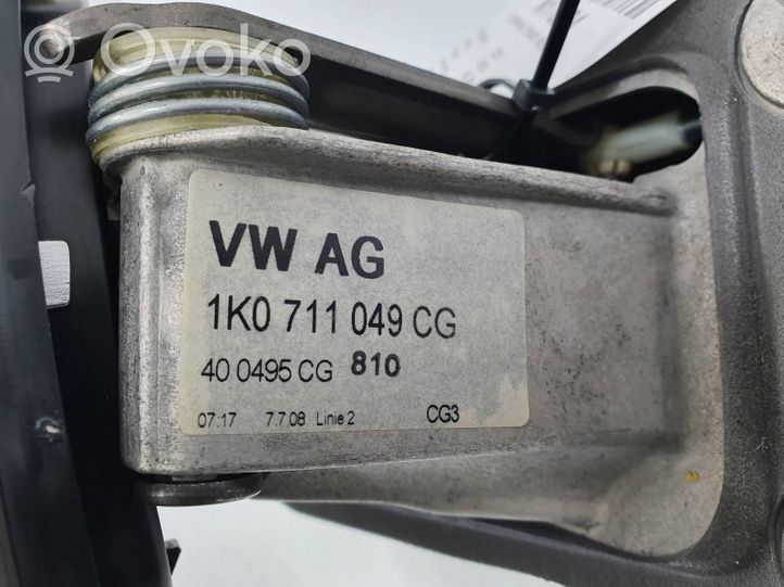 Audi A3 S3 8P Vaihteenvalitsimen vaihtaja vaihdelaatikossa 1K0711049CG