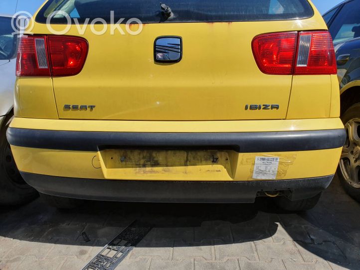 Seat Ibiza II (6k) Бампер LS1H