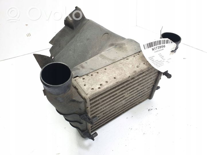 Audi A4 S4 B5 8D Chłodnica powietrza doładowującego / Intercooler 