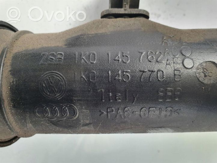 Volkswagen Touran I Mocowanie / Wspornik rury intercoolera 1K0145770B