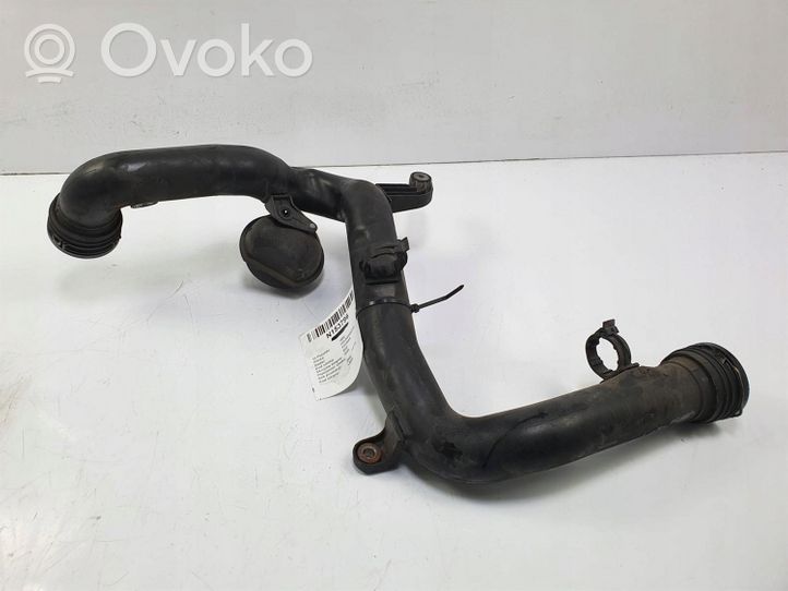 Volkswagen Touran I Soporte de montaje de la manguera del intercooler 1K0145770B