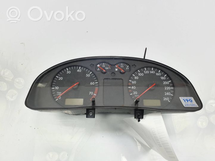 Volkswagen PASSAT B5 Compteur de vitesse tableau de bord 3B0919861B