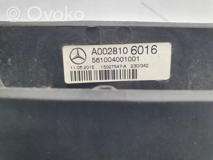 Mercedes-Benz Actros Elektryczne lusterko boczne drzwi przednich RAMPOWE A0028106016