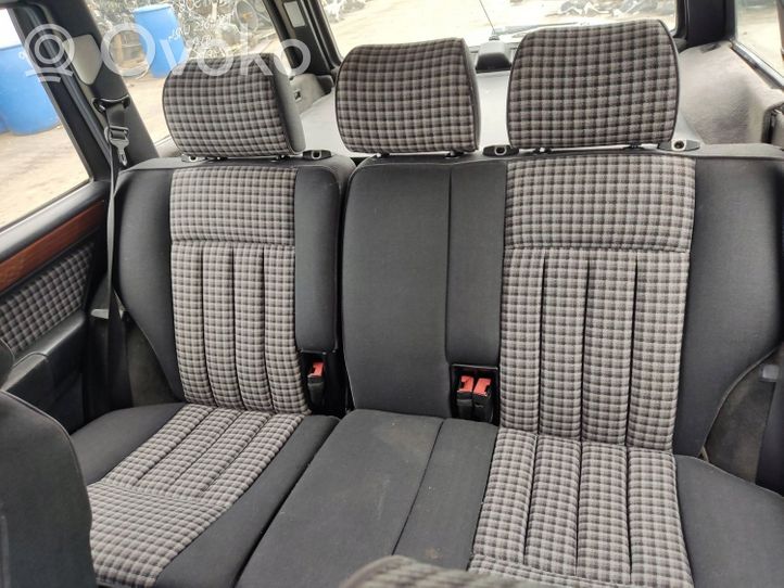 Mercedes-Benz E W124 Juego del asiento BOCZKI KOMBI