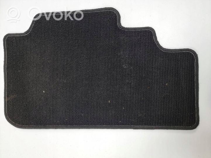 Lexus RX 330 - 350 - 400H Auton lattiamattosarja KOMPLET