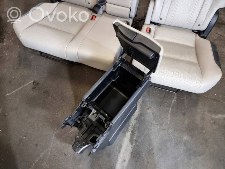 Lexus RX 330 - 350 - 400H Fotele / Kanapa / Komplet 
