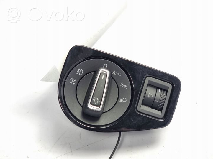 Volkswagen Golf VII Interruptor de luz 5G1858060