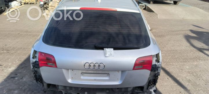 Audi A6 S6 C6 4F Divpusējā bagāžnieka apakšējais nodalījuma vāks 