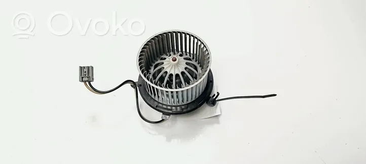 Opel Astra J Ventola riscaldamento/ventilatore abitacolo U7253002