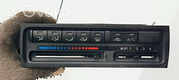 Mazda 323 Panel klimatyzacji / Ogrzewania 