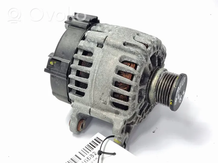 Audi A4 S4 B9 8W Generatorius 04L903024