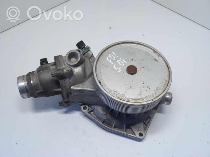 BMW 7 F01 F02 F03 F04 Pompa dell’acqua 11517548263