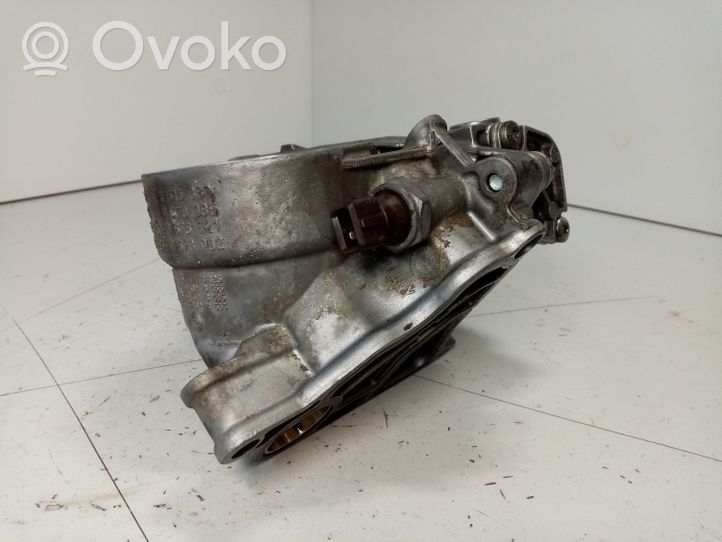 BMW X3 F25 Oil filter mounting bracket 7516383