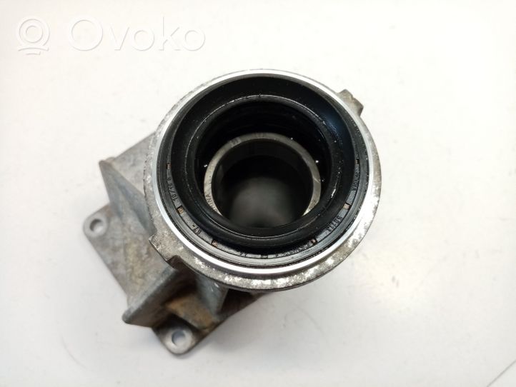 BMW 3 F30 F35 F31 Priekinio reduktoriaus kronšteinas 31507601996