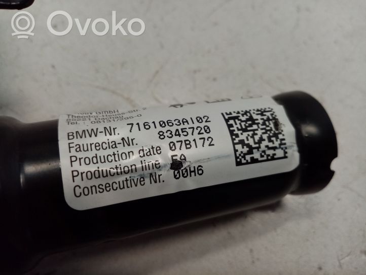 BMW X5 E70 Poduszka powietrzna Airbag fotela 7161063