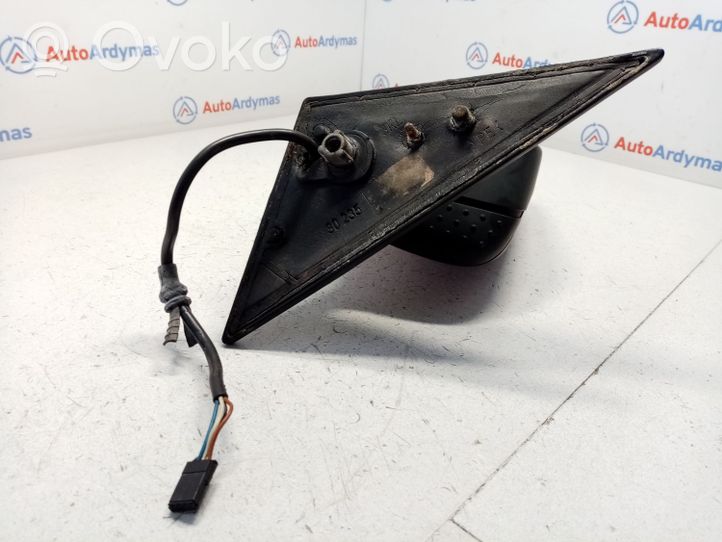 BMW 5 E34 Etuoven sähköinen sivupeili 51168137367