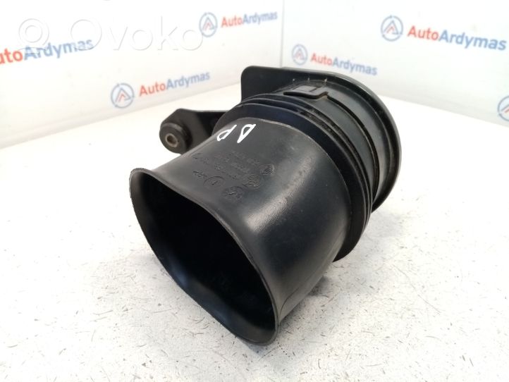 BMW M5 Air intake duct part 13717834741