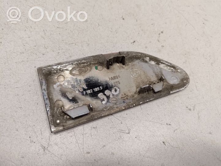 BMW 7 F01 F02 F03 F04 Listwa / Nakładka na błotnik przedni 7182189