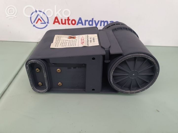 BMW M3 Tire air pump compressor 71102228911